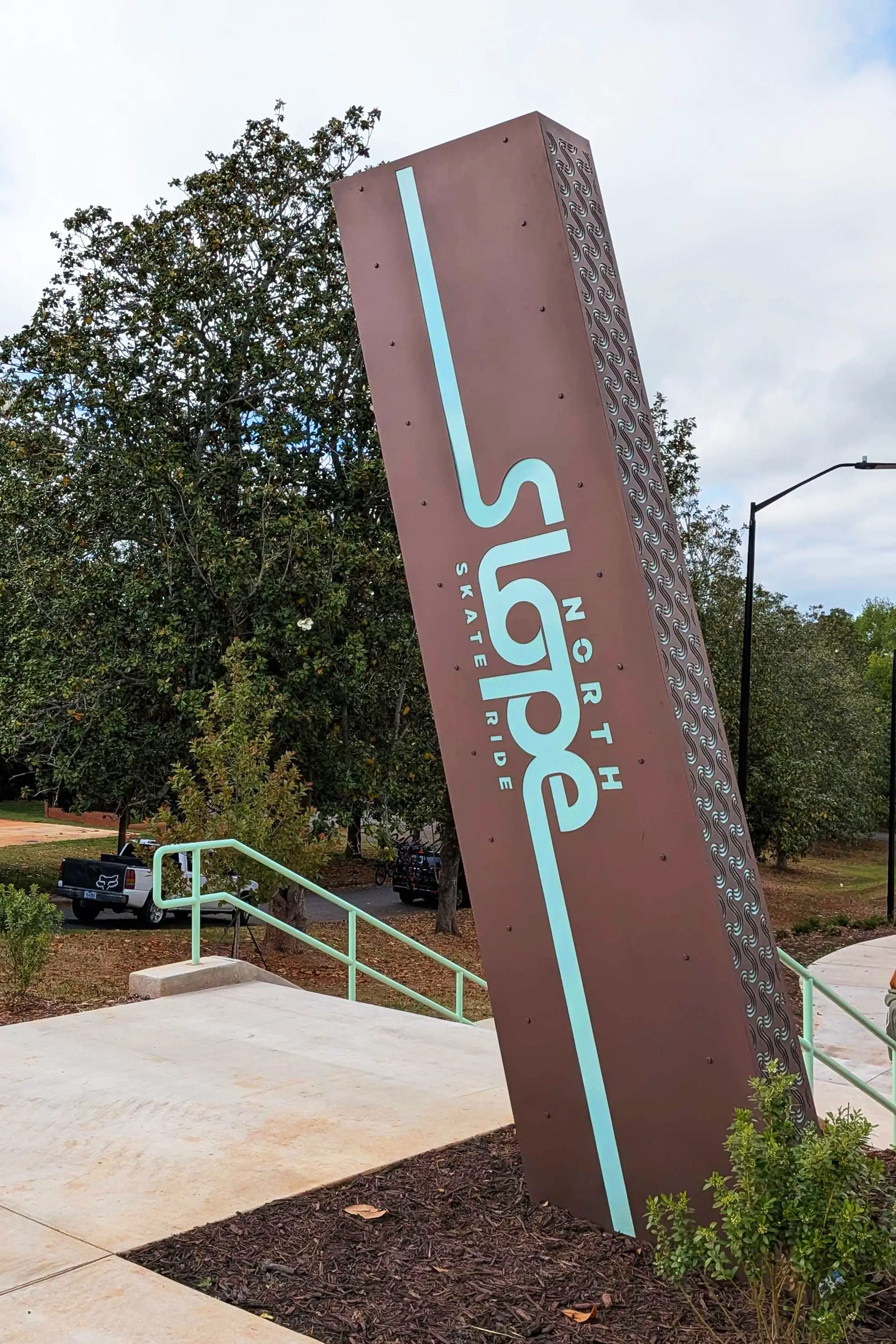 A solo shot of the Spindale monument signage